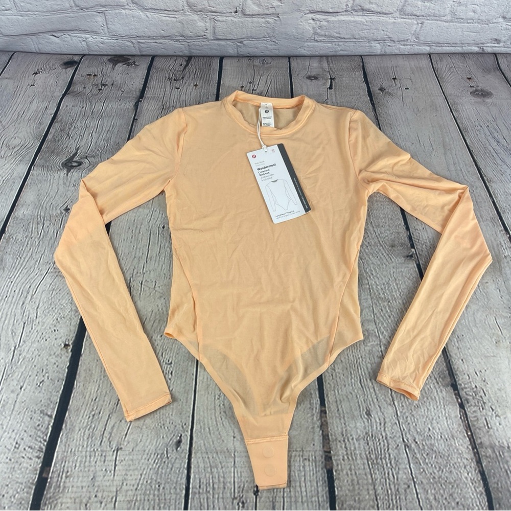 Lululemon‎ Wundermost Peach NULU Mesh Long-Sleeve Crewneck Bodysuit- Sz XS-New